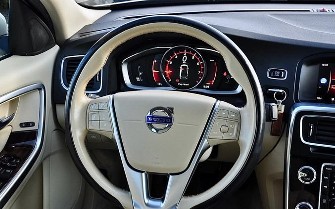 Volvo S60 cena 63000 przebieg: 138000, rok produkcji 2017 z Zamość małe 277